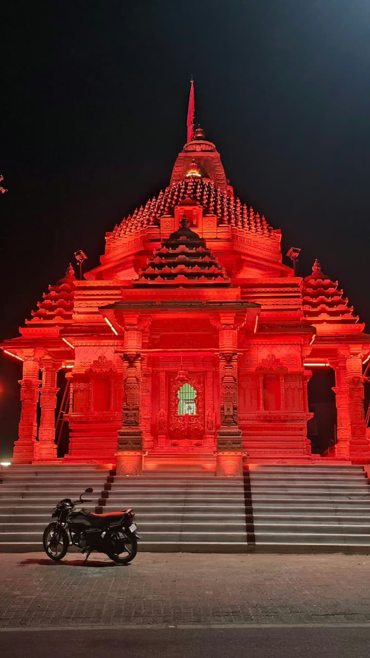 Hori Hanuman Ji Tirth Dham — Red Temple Illumination – temple façade lighting project